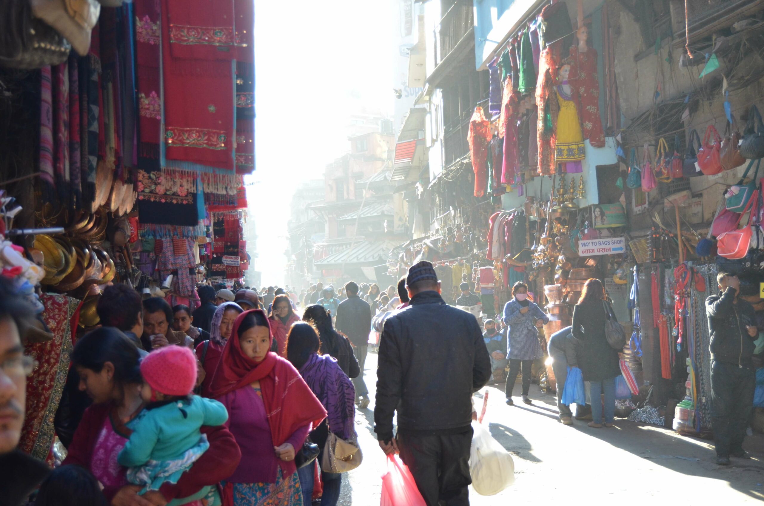 Dinero, Costos y Propinas en Nepal