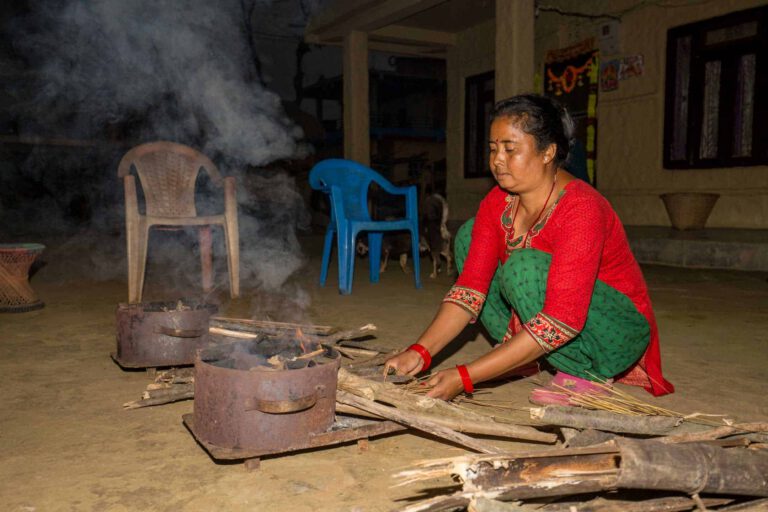 Preparing firewood for cooking food_Barauli Community Homestay
