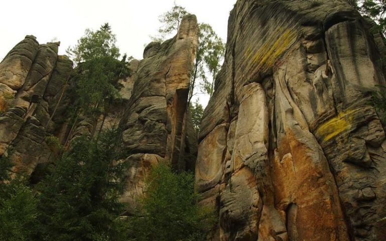 Royal Enfield Himalayan — Bike Rental