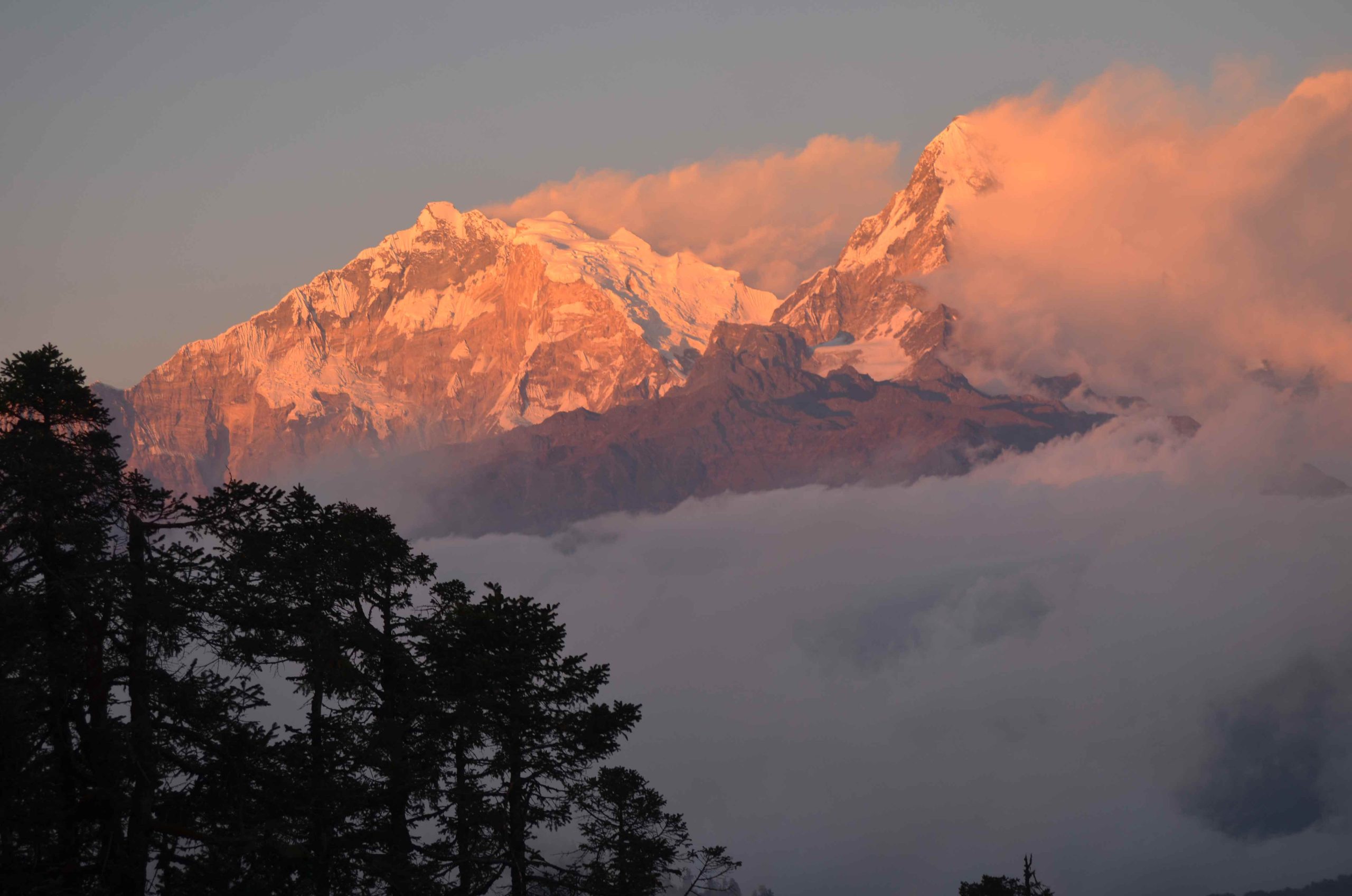 Trek communautaire d’Annapurna : Impact sur les points forts du Népal